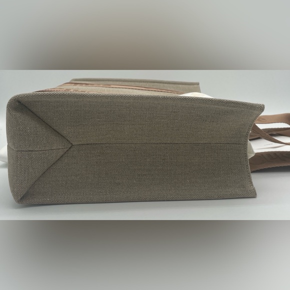 NEW! CHLOE WOODY MEDIUM CANVAS TOTE BAG NWT AUTHENTIC - Picture 11 of 14